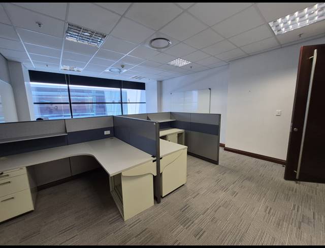 45M² OFFICE TO LET IN SANDTON CENTRAL